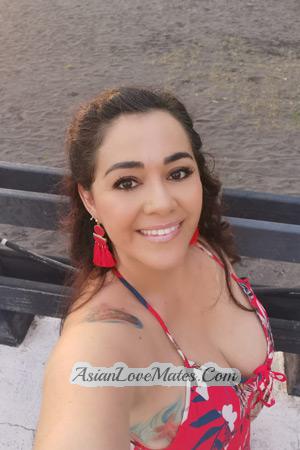 198143 - Gency Age: 41 - Costa Rica