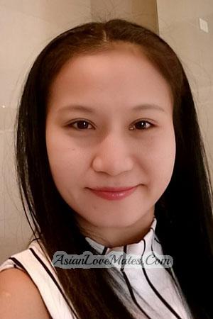 201168 - Udomporn Age: 44 - Thailand