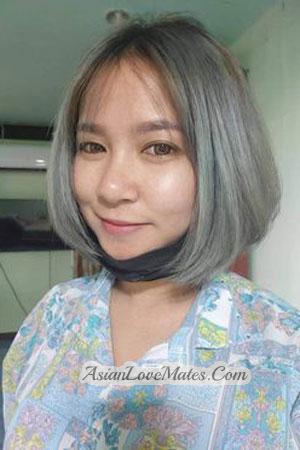 209364 - Oumaporn Age: 35 - Thailand