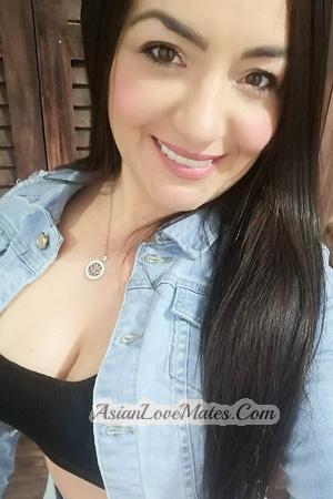 210451 - Johanna Age: 45 - Costa Rica