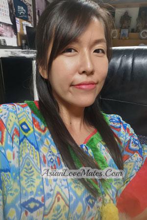 212920 - Chanisa Age: 38 - Thailand