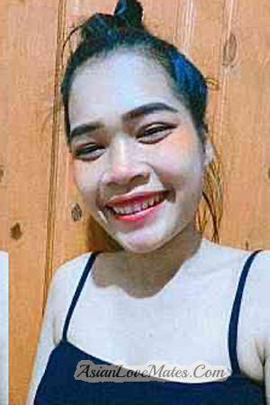 213070 - Chittarat Age: 30 - Thailand