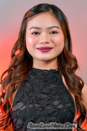 223852 - Jeramae Age: 20 - Philippines