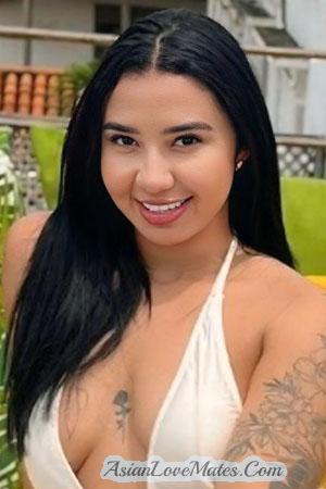 224711 - Paula Age: 26 - Colombia