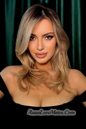 225171 - Adelina Age: 22 - Ukraine